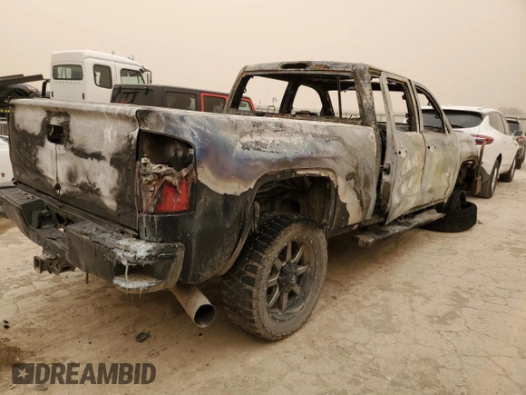 2015 GMC Sierra 2500HD Denali with VIN 1GT120E8XFF185600, listed as a Copart auction lot 49123735 with Not provided miles and Non repairable. Bid and sale history available at DreamBid. Image 3.
