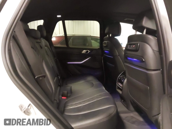 2020 BMW X5 xDrive40i with VIN 5UXCR6C01LLL66648, listed as a IAAI auction lot 42372631 with 59,770 mi miles and . Bid and sale history available at DreamBid. Image 8.