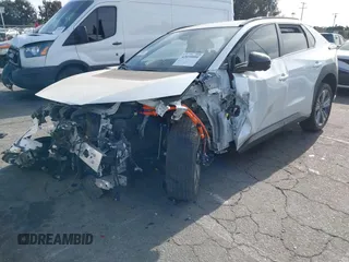 2023 Subaru Solterra Premium с VIN JTMABABA5PA010716, выставлен на аукционе IAAI как лот 42039950 с пробегом 20 115 миль миль и . История ставок и продаж доступна на DreamBid. Изображение 2.