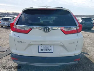 2018 Honda CR-V EX with VIN 2HKRW2H57JH643533, listed as a IAAI auction lot 41655831 with 59,333 mi miles. Bid and sale history available at carsss.com. Image 16.