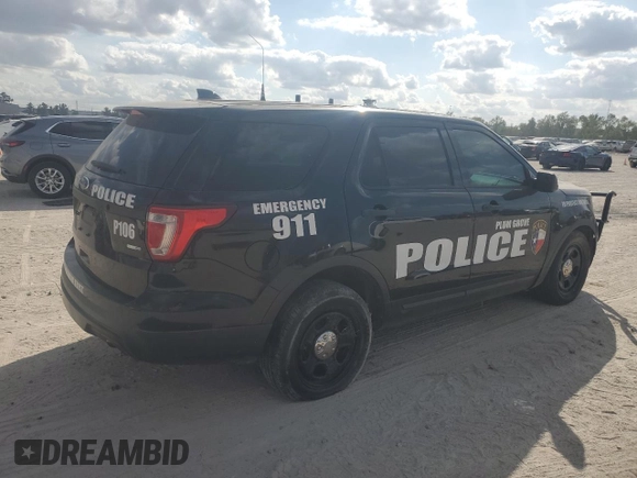 2016 Ford Utility Police Interceptor with VIN 1FM5K8AR0GGA78660, listed as a Copart auction lot 76689014 with 0 mi miles and Salvage Title. Bid and sale history available at carsss.com. Image 3.