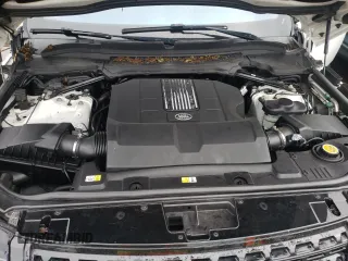2017 Land Rover Range Rover с VIN SALGS2FE4HA329676, выставлен на аукционе Copart как лот 59778055 с пробегом 132 956 миль миль и Списание • Salvage title. История ставок и продаж доступна на DreamBid. Изображение 11.