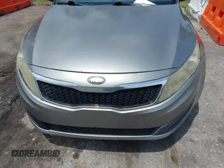 2013 Kia Optima LX with VIN 5XXGM4A77DG161195, listed as a IAAI auction lot 42241468 with 291,814 mi miles and . Bid and sale history available at carsss.com. Image 6.