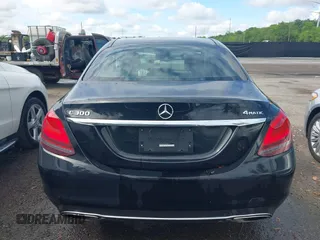 2019 Mercedes-Benz C 300 with VIN WDDWF8EB1KR459513, listed as a IAAI auction lot 42242025 with 35,138 mi miles and . Bid and sale history available at DreamBid. Image 16.