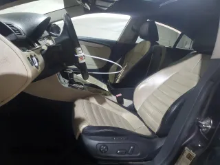2010 Volkswagen CC Luxury с VIN WVWHP7AN4AE561713, выставлен на аукционе Copart как лот 59707665 с пробегом Не указан миль и Чистый • Clean title. История ставок и продаж доступна на DreamBid. Изображение 7.
