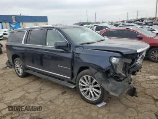 2022 GMC Yukon XL Denali with VIN 1GKS2JKL1NR352785, listed as a Copart auction lot 82993264 with 21,400 mi miles and Clean Title. Bid and sale history available at carsss.com. Image 4.