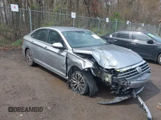 2021 Volkswagen Jetta S z VIN 3VWC57BUXMM048600, wystawiony jako IAAI lot #41956222 z przebiegiem 59 870 mil mil oraz . Historia ofert i sprzedaży dostępna na DreamBid. Obrazek 1.