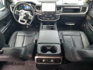 2022 Ford Expedition XLT with VIN 1FMJU1JT2NEA53876, listed as a Copart auction lot 44009255 with 34,632 mi miles and Salvage Title. Bid and sale history available at carsss.com. Image 8.