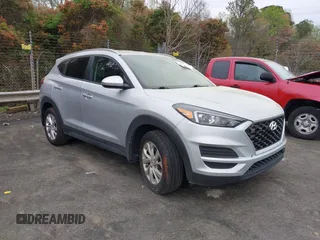 2019 Hyundai Tucson Value z VIN KM8J33A49KU921624, wystawiony jako IAAI lot #41942594 z przebiegiem 68 463 mil mil oraz . Historia ofert i sprzedaży dostępna na DreamBid. Obrazek 1.