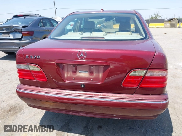 2001 Mercedes-Benz E 320 z VIN WDBJF65J31B357006, wystawiony jako IAAI lot #42428345 z przebiegiem 103 239 mil mil oraz . Historia ofert i sprzedaży dostępna na DreamBid. Obrazek 16.