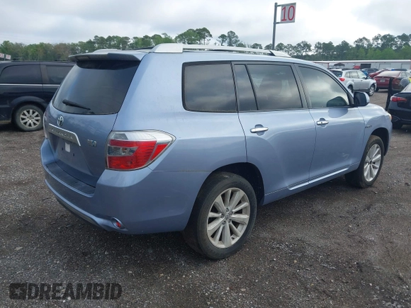 2008 Toyota Highlander Hybrid with VIN JTEEW41A182018294, listed as a IAAI auction lot 41935956 with 202,307 mi miles. Bid and sale history available at carsss.com. Image 4.