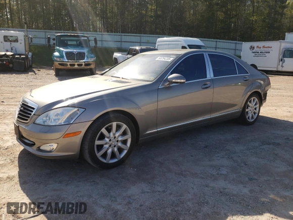 2007 Mercedes-Benz S 550 with VIN WDDNG71X07A053622, listed as a Copart auction lot 53254235 with 147,010 mi miles and Salvage Title. Bid and sale history available at DreamBid. Image 1.
