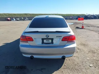 2009 BMW 3 Series 335i с VIN WBAWB73549P044945, выставлен на аукционе IAAI как лот 41556993 с пробегом 185 832 миль миль и . История ставок и продаж доступна на DreamBid. Изображение 16.