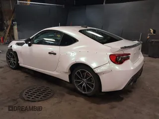 2017 Toyota 86 with VIN JF1ZNAA16H8710674, listed as a IAAI auction lot 41698660 with 120,000 mi miles. Bid and sale history available at carsss.com. Image 3.