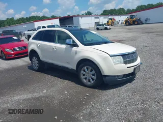 2008 Lincoln MKX with VIN 2LMDU88C78BJ14980, listed as a IAAI auction lot 42831516 with 179,654 mi miles and . Bid and sale history available at DreamBid. Image 1.