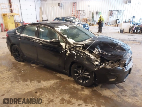 2019 Ford Fusion SE with VIN 3FA6P0HD3KR229021, listed as a IAAI auction lot 41576389 with 123,286 mi miles. Bid and sale history available at carsss.com. Image 1.