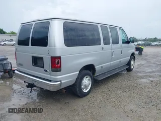 2006 Ford Econoline Passenger XL z VIN 1FBNE31L26DB31891, wystawiony jako IAAI lot #42535613 z przebiegiem 160 095 mil mil oraz . Historia ofert i sprzedaży dostępna na DreamBid. Obrazek 4.