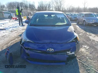 2018 Toyota Prius Two with VIN JTDKBRFU4J3597557, listed as a IAAI auction lot 41628706 with 141,555 mi miles. Bid and sale history available at carsss.com. Image 12.