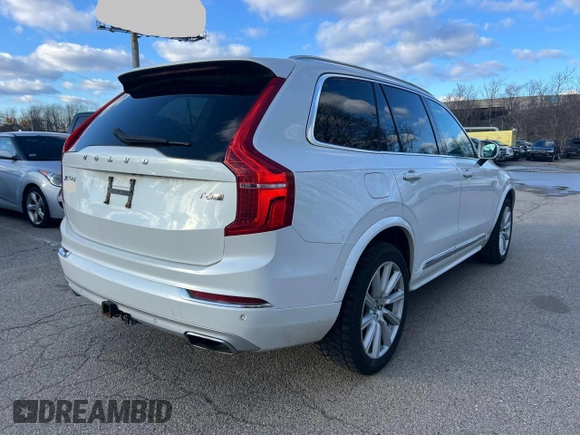 2016 Volvo XC90 T6 Inscription with VIN YV4A22PL4G1083914, listed as a Copart auction lot 52651025 with 178,477 mi miles and Clean Title. Bid and sale history available at carsss.com. Image 4.