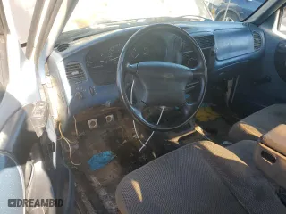 1996 Ford Ranger XL with VIN 1FTCR14A9TPA45557, listed as a Copart auction lot 43921165 with 268,982 mi miles and Salvage Title. Bid and sale history available at carsss.com. Image 8.