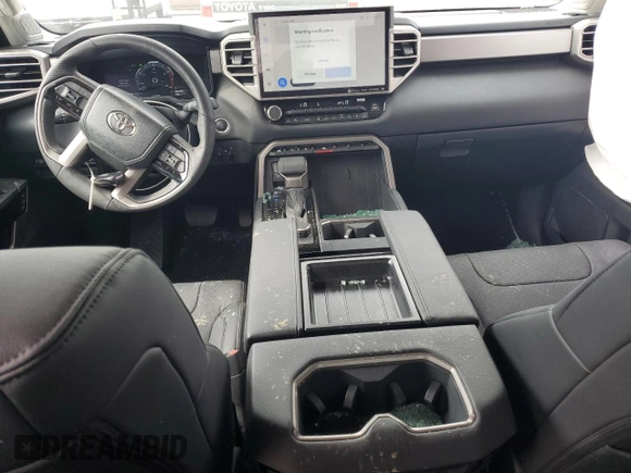 2024 Toyota Tundra Limited z VIN 5TFWA5DB8RX186584, wystawiony jako Copart lot #56949425 z przebiegiem 8 070 mil mil oraz Szkoda całkowita • Salvage title. Historia ofert i sprzedaży dostępna na DreamBid. Obrazek 8.