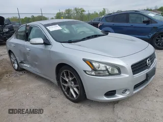 2011 Nissan Maxima SV z VIN 1N4AA5AP3BC865028, wystawiony jako IAAI lot #42355398 z przebiegiem 201 006 mil mil oraz . Historia ofert i sprzedaży dostępna na DreamBid. Obrazek 1.
