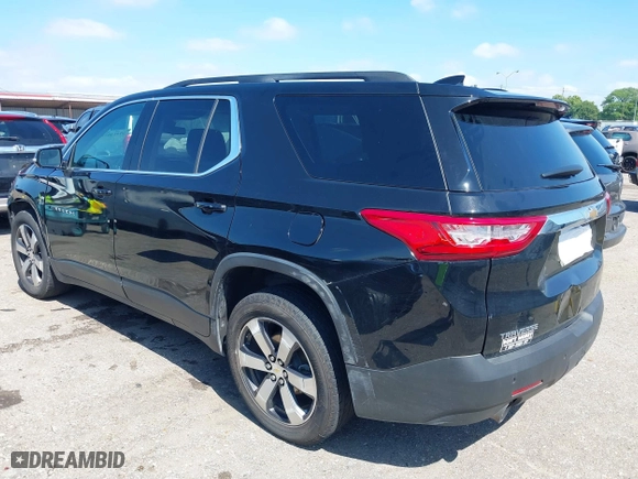 2019 Chevrolet Traverse LT Leather with VIN 1GNERHKWXKJ162413, listed as a IAAI auction lot 39414631 with 87,466 mi miles. Bid and sale history available at carsss.com. Image 3.