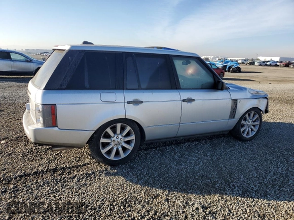 2006 Land Rover Range Rover SC z VIN SALMF134X6A205504, wystawiony jako Copart lot #88591205 z przebiegiem Nie podano mil oraz Szkoda całkowita • Salvage title. Historia ofert i sprzedaży dostępna na DreamBid. Obrazek 3.