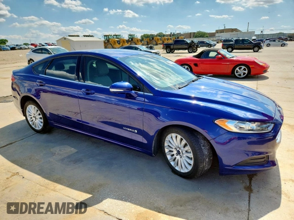 2013 Ford Fusion SE Hybrid with VIN 3FA6P0LU0DR273438, listed as a Copart auction lot 60033665 with 74,474 mi miles and Salvage title. Bid and sale history available at DreamBid. Image 4.