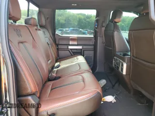 2019 Ford F-350 XL z VIN 1FT8W3BT6KEE98446, wystawiony jako Copart lot #56383335 z przebiegiem 119 855 mil mil oraz Szkody całkowita. Historia ofert i sprzedaży dostępna na DreamBid. Obrazek 10.