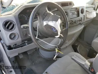 2012 Ford Econoline Passenger XL с VIN 1FBNE3BL9CDA45794, выставлен на аукционе Copart как лот 75885824 с пробегом 157 253 миль миль и Списание • Salvage title. История ставок и продаж доступна на DreamBid. Изображение 8.