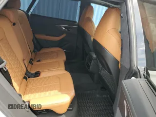 2024 Audi RS Q8 z VIN WU1ARBF17RD000253, wystawiony jako Copart lot #53787575 z przebiegiem 10 792 mil mil oraz Szkoda całkowita • Salvage title. Historia ofert i sprzedaży dostępna na DreamBid. Obrazek 11.
