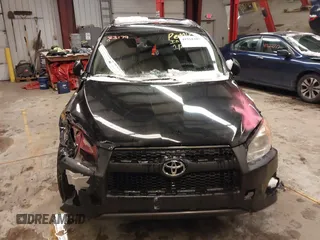 2011 Toyota RAV4 Limited с VIN 2T3DF4DVXBW157644, выставлен на аукционе IAAI как лот 41551307 с пробегом 117 987 миль миль и . История ставок и продаж доступна на DreamBid. Изображение 11.