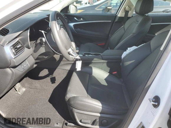 2023 Genesis G70 2.0T with VIN KMTG34TA8PU131652, listed as a Copart auction lot 48738254 with 9,713 mi miles and Non Repairable. Bid and sale history available at DreamBid. Image 7.