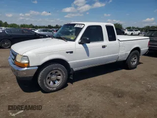 2000 Ford Ranger XL with VIN 1FTYR14V1YPB14225, listed as a Copart auction lot 55570405 with 212,274 mi miles and Clean Title. Bid and sale history available at carsss.com. Image 1.