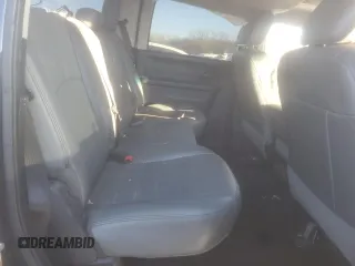 2016 Ram 2500 Tradesman z VIN 3C6UR5CL1GG161710, wystawiony jako Copart lot #87543575 z przebiegiem 172 781 mil mil oraz Szkoda całkowita • Salvage title. Historia ofert i sprzedaży dostępna na DreamBid. Obrazek 10.