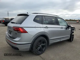 2023 Volkswagen Tiguan SE R-Line Black с VIN 3VV8B7AX1PM023703, выставлен на аукционе Copart как лот 47397265 с пробегом 37 540 миль миль и Списание • Salvage title. История ставок и продаж доступна на DreamBid. Изображение 3.