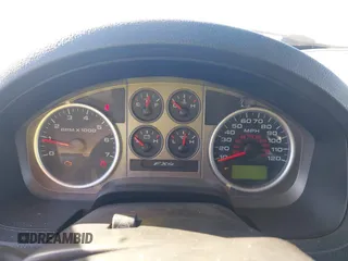 2005 Ford F-150 XLT с VIN 1FTPX04595KE91454, выставлен на аукционе IAAI как лот 41294791 с пробегом Не указан миль и . История ставок и продаж доступна на DreamBid. Изображение 7.
