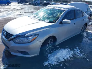 2018 Nissan Altima 2.5 S with VIN 1N4AL3AP0JC241328, listed as a IAAI auction lot 41550925 with 999,999 mi miles. Bid and sale history available at carsss.com. Image 16.