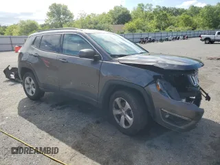 2019 Jeep Compass Latitude with VIN 3C4NJDBB1KT647036, listed as a Copart auction lot 58234915 with Not provided miles and Salvage title. Bid and sale history available at DreamBid. Image 4.