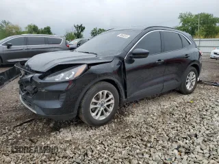 2020 Ford Escape SE z VIN 1FMCU0G65LUB92200, wystawiony jako Copart lot #57640335 z przebiegiem 112 555 mil mil oraz Szkoda całkowita • Salvage title. Historia ofert i sprzedaży dostępna na DreamBid. Obrazek 1.