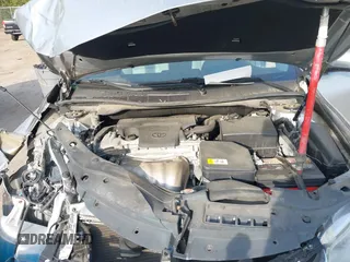 2017 Toyota Camry XLE z VIN 4T1BF1FK8HU376791, wystawiony jako IAAI lot #42114379 z przebiegiem 54 319 mil mil oraz . Historia ofert i sprzedaży dostępna na DreamBid. Obrazek 10.