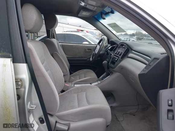 2003 Toyota Highlander with VIN JTEHF21A230100962, listed as a IAAI auction lot 41494448 with 255,455 mi miles. Bid and sale history available at carsss.com. Image 5.