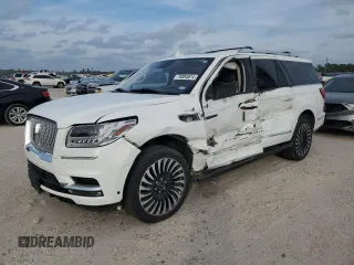 2020 Lincoln Navigator Black Label z VIN 5LMJJ3TT7LEL01308, wystawiony jako Copart lot #78884874 z przebiegiem 70 838 mil mil oraz Szkody całkowita. Historia ofert i sprzedaży dostępna na DreamBid. Obrazek 1.