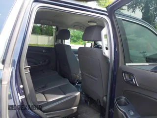 2019 Chevrolet Tahoe Commercial z VIN 1GNLCDEC1KR218436, wystawiony jako IAAI lot #42286365 z przebiegiem 119 981 mil mil oraz . Historia ofert i sprzedaży dostępna na DreamBid. Obrazek 8.