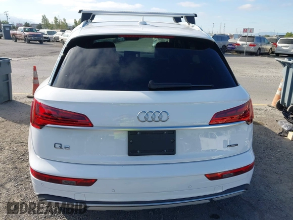 2021 Audi Q5 Premium z VIN WA1AAAFY1M2133438, wystawiony jako IAAI lot #42684944 z przebiegiem 35 794 mil mil oraz . Historia ofert i sprzedaży dostępna na DreamBid. Obrazek 17.