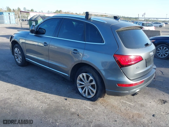 2013 Audi Q5 Premium Plus with VIN WA1LFBFP9DA046108, listed as a IAAI auction lot 41735110 with 142,410 mi miles. Bid and sale history available at carsss.com. Image 2.