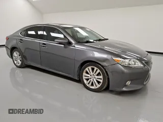 2014 Lexus ES 330 with VIN JTHBK1GG3E2113365, listed as a Copart auction lot 63350875 with 177,873 mi miles and Clean title. Bid and sale history available at DreamBid. Image 4.