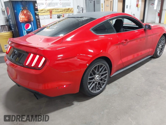 2016 Ford Mustang V6 z VIN 1FA6P8AM8G5293266, wystawiony jako IAAI lot #42467791 z przebiegiem 140 174 mil mil oraz . Historia ofert i sprzedaży dostępna na DreamBid. Obrazek 4.