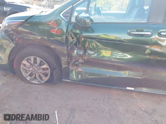 2024 Toyota Sienna XLE with VIN 5TDJSKFC2RS147426, listed as a IAAI auction lot 40587895 with 2,143 mi miles and . Bid and sale history available at DreamBid. Image 17.